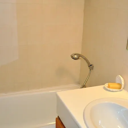 Apartment 4 Pers Avec Balcon S/o, Parking, Casier A Skis - - Fr-1-692-60