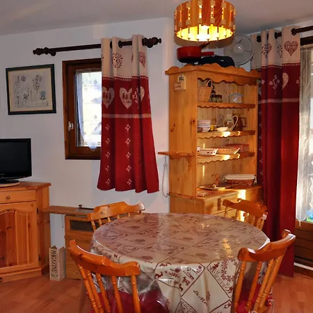 4 Pers Avec Balcon S/o, Parking, Casier A Skis - - Fr-1-692-60 Abondance