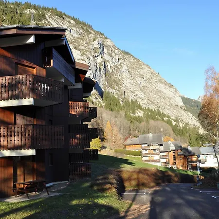 Apartment 4 Pers Avec Balcon S/o, Parking, Casier A Skis - - Fr-1-692-60